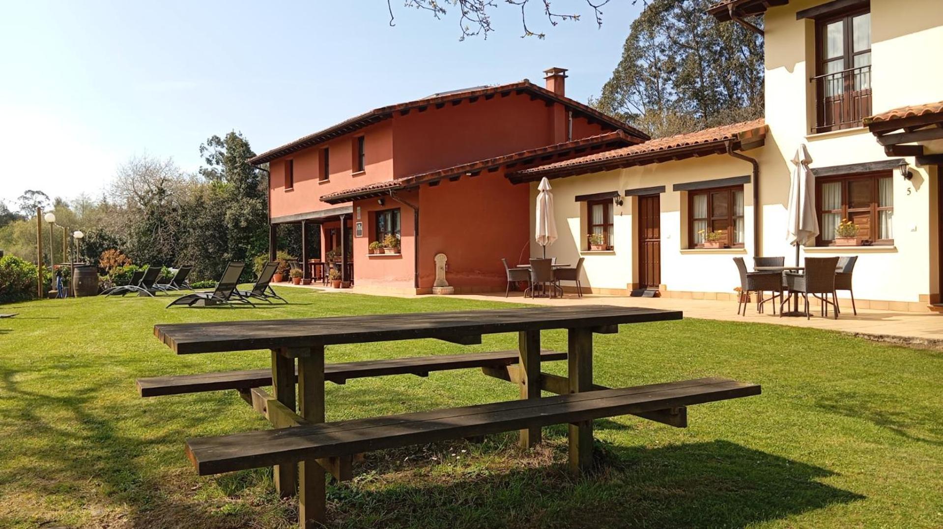 Apartamentos Rurales La Fuente De Bascones Villahormes エクステリア 写真